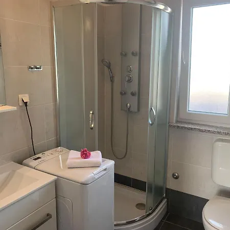 Apartment Drago 1449 Pula
